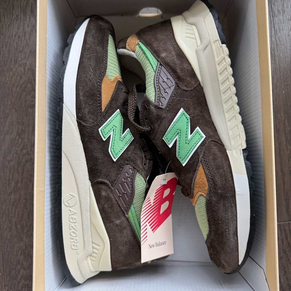 New Balance Brown and Green Sneakers